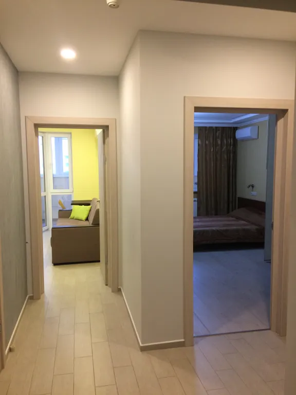 Квартира однокомнатная у Российской, в Октябрьском, 50 м², Самара — фото 6