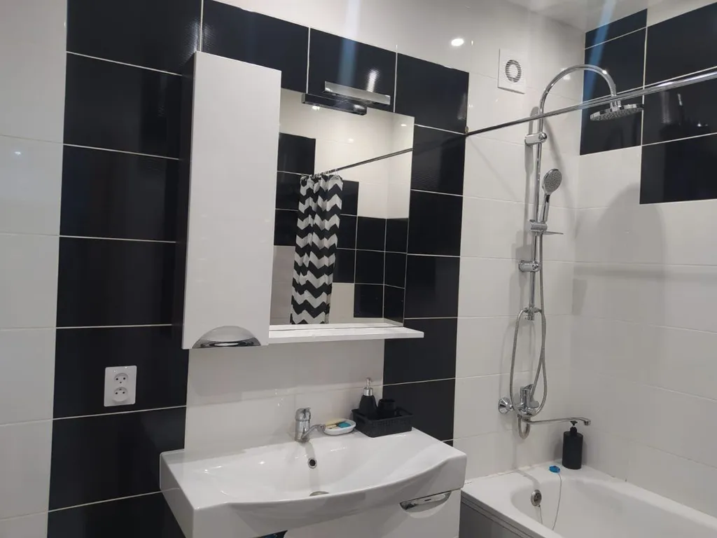 Квартира двухкомнатная в Московском, 62 м², Калининград — фото 7