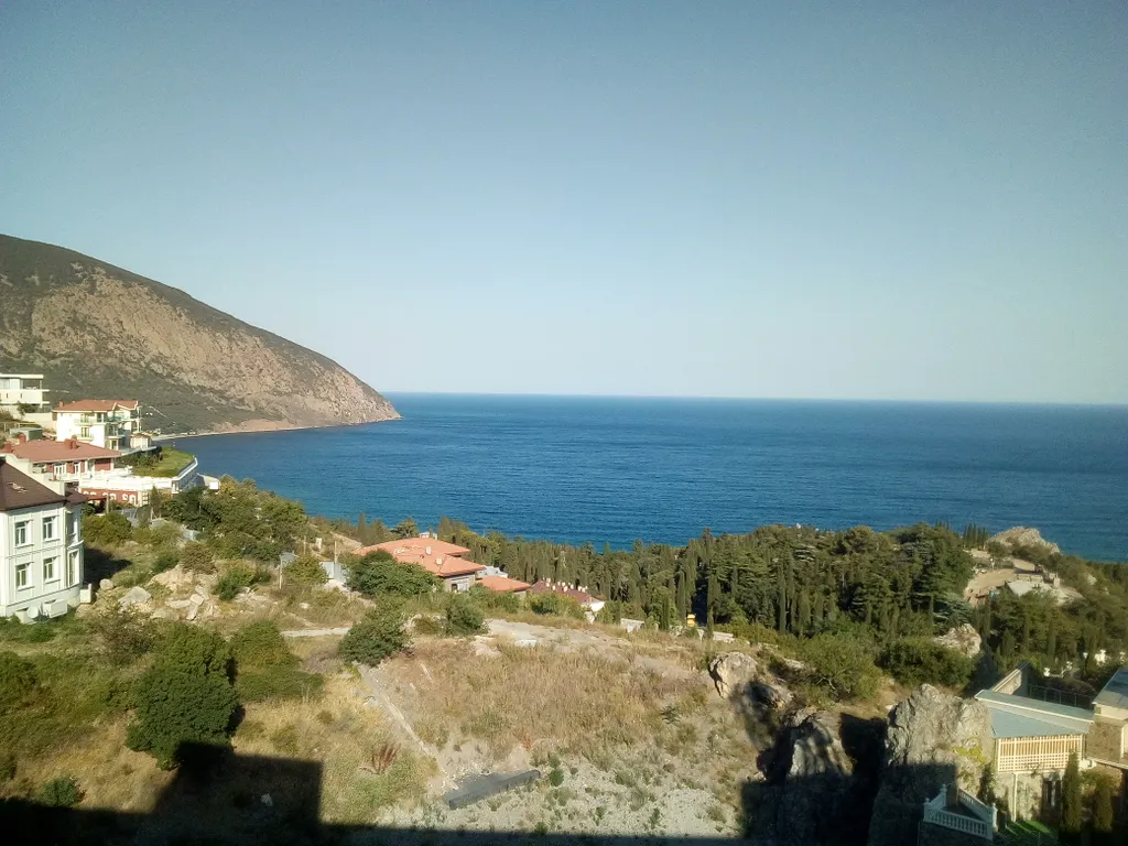 Квартира с шикарным видом на море и гору Медведь
