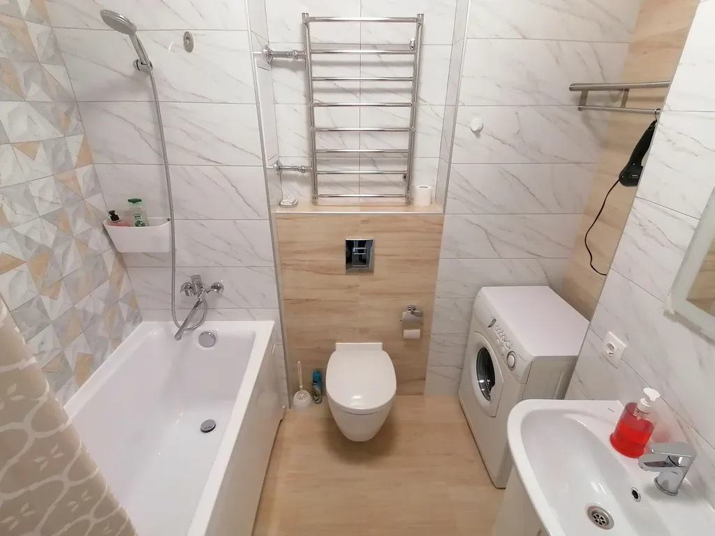 Квартира однокомнатная в Октябрьском, 44 м², Самара — ванная комната, фото 3