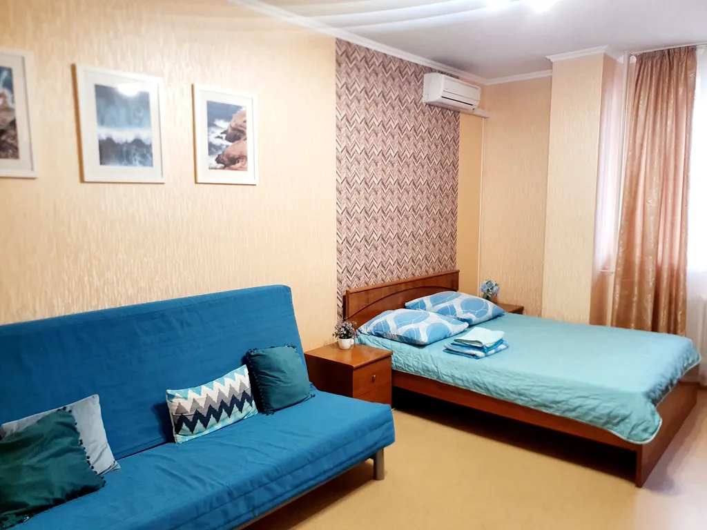 Квартира двухкомнатная у Российской, в Железнодорожном, 75 м², Самара — фото 3