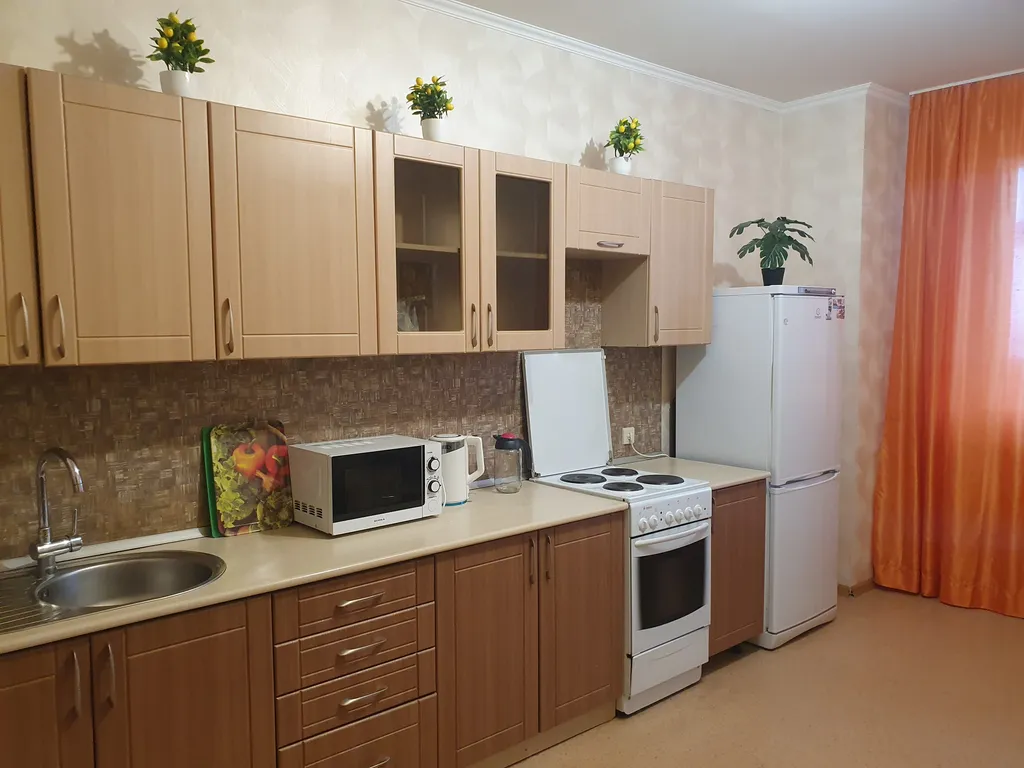 Квартира двухкомнатная у Российской, в Железнодорожном, 75 м², Самара — фото 7