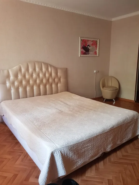 Квартира однокомнатная на улице Кузнечной, 35 м², Пятигорск — спальня, фото 3