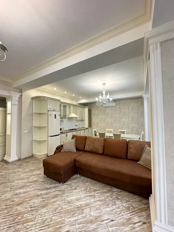 Квартира 4-комн на улице Титова, 120 м², Ессентуки — фото 6