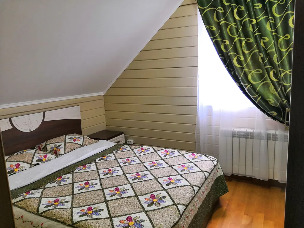 БЕРЕЗОВЫЙ — спальное место
