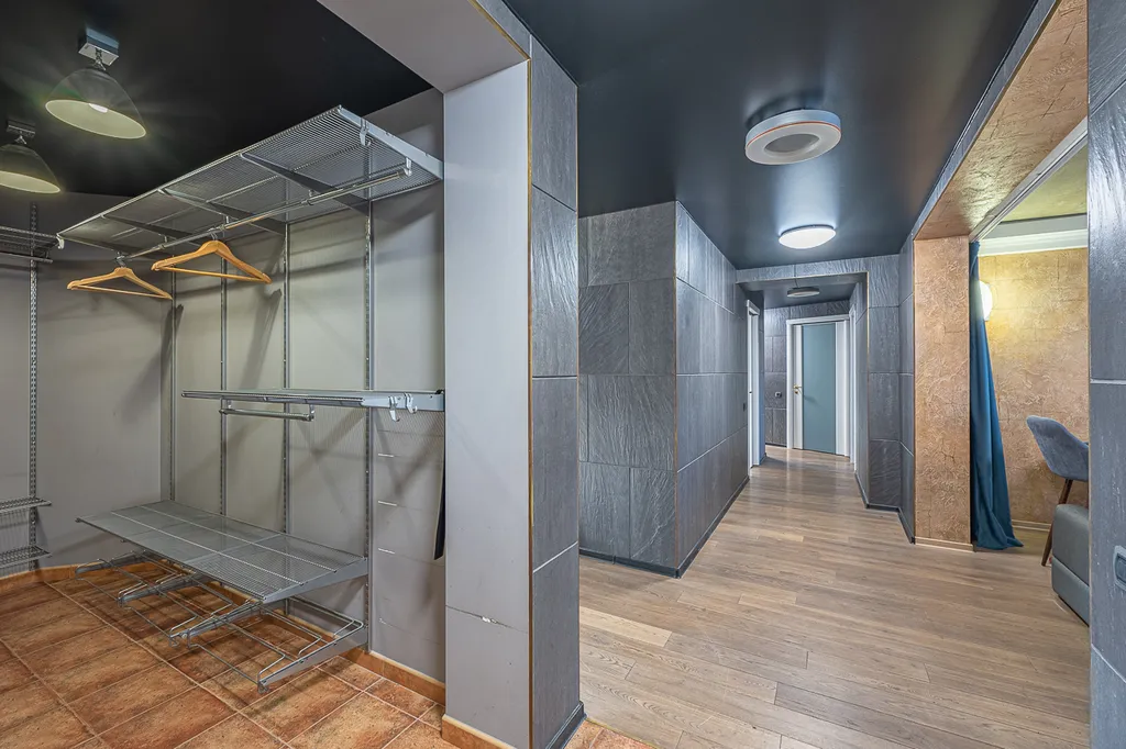 Апартаменты 4-комн в Ленинском, 150 м², Екатеринбург — фото 31