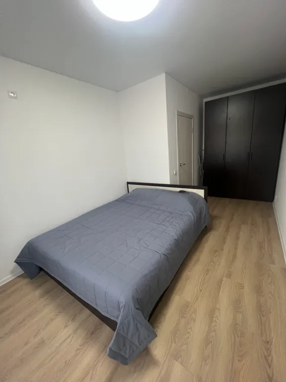 Квартира однокомнатная на улице Лескова, 36 м², Ярославль — спальня