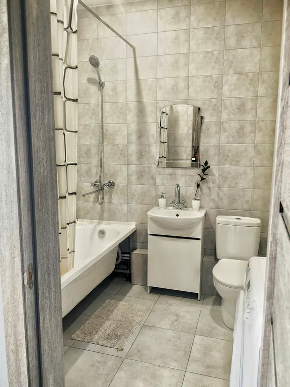 Студия однокомнатная в Куйбышевском, 40 м², Иркутск — ванная комната