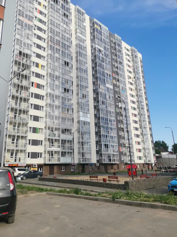 Студия однокомнатная в Куйбышевском, 40 м², Иркутск — двор