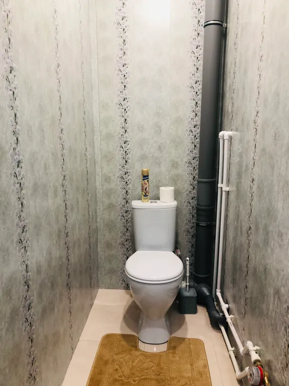 Квартира трёхкомнатная на улице Ворошилова, 84 м², Великий Новгород — фото 12