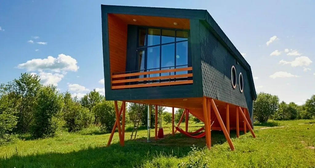 Дом корова большая