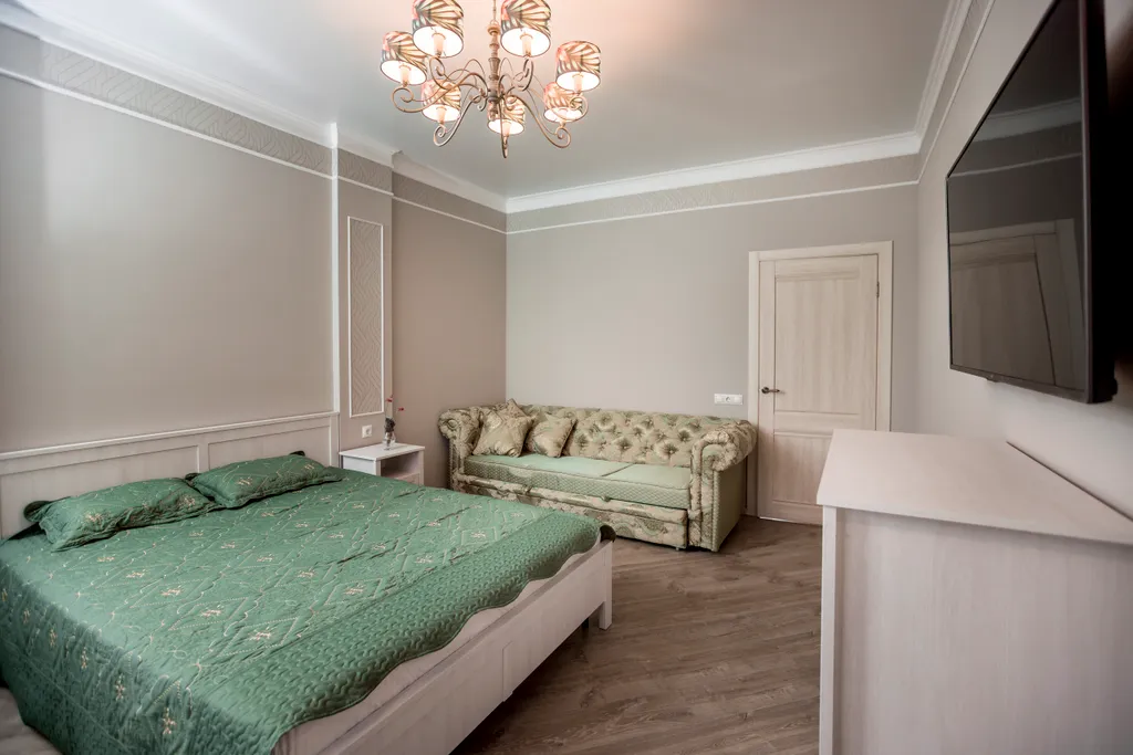 Апартаменты однокомнатные на улице Мире, 50 м², Геленджик — спальня, фото 3
