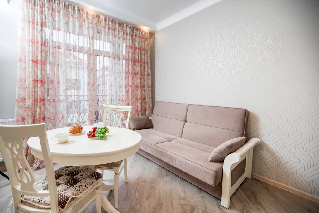 Апартаменты однокомнатные на улице Мире, 50 м², Геленджик — спальня, фото 5