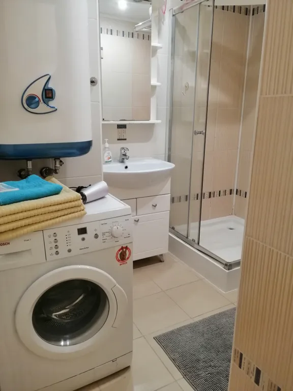 Квартира двухкомнатная на улице Лесной, 46 м², Хелюля — ванная комната