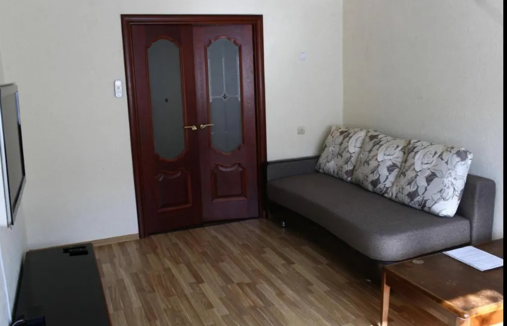 Квартира двухкомнатная в Ленинском, 50 м², Владивосток — фото 3
