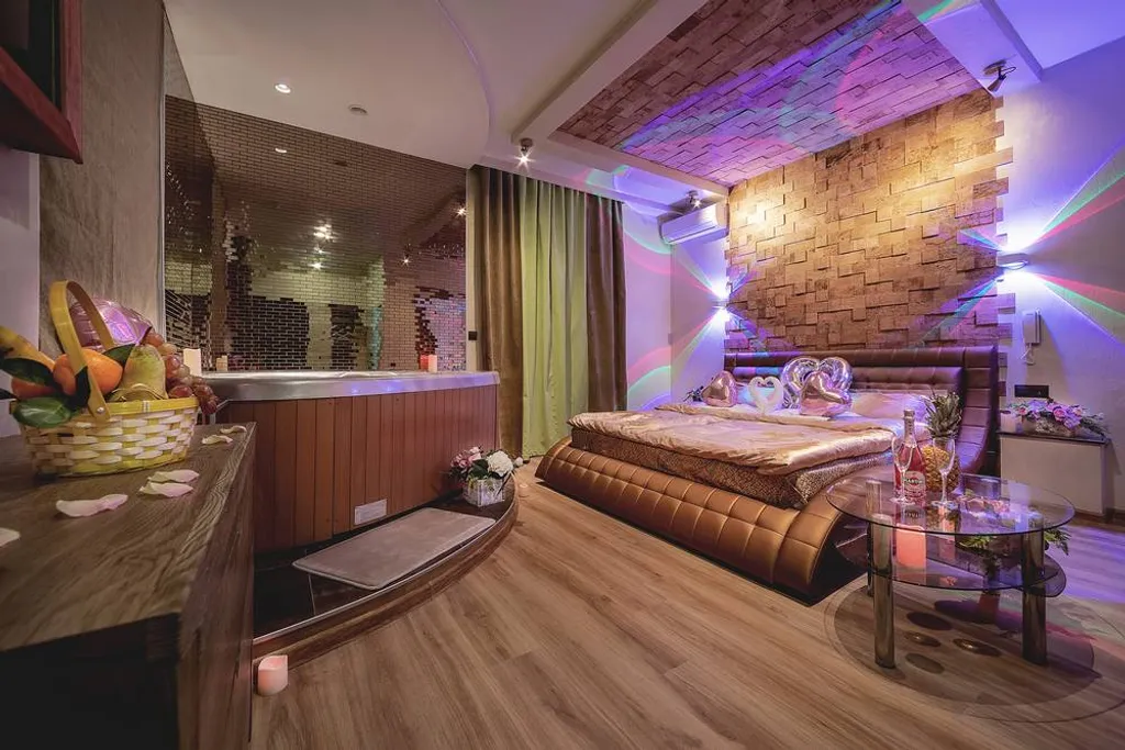 Двухместный номер с 1 кроватью люкс со spa - ванной