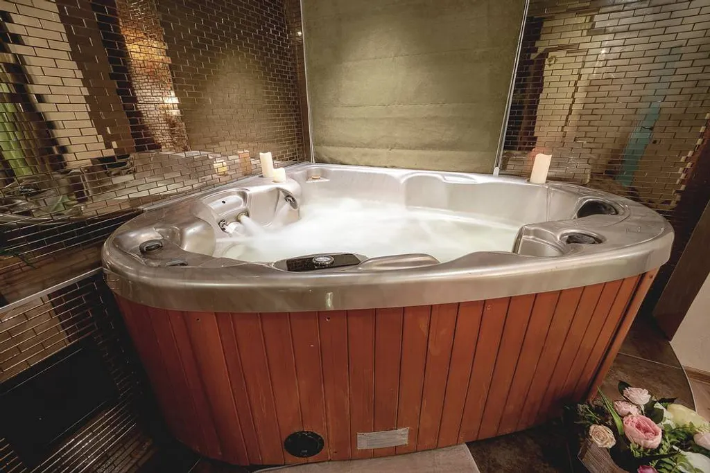 Двухместный номер с 1 кроватью люкс со spa - ванной