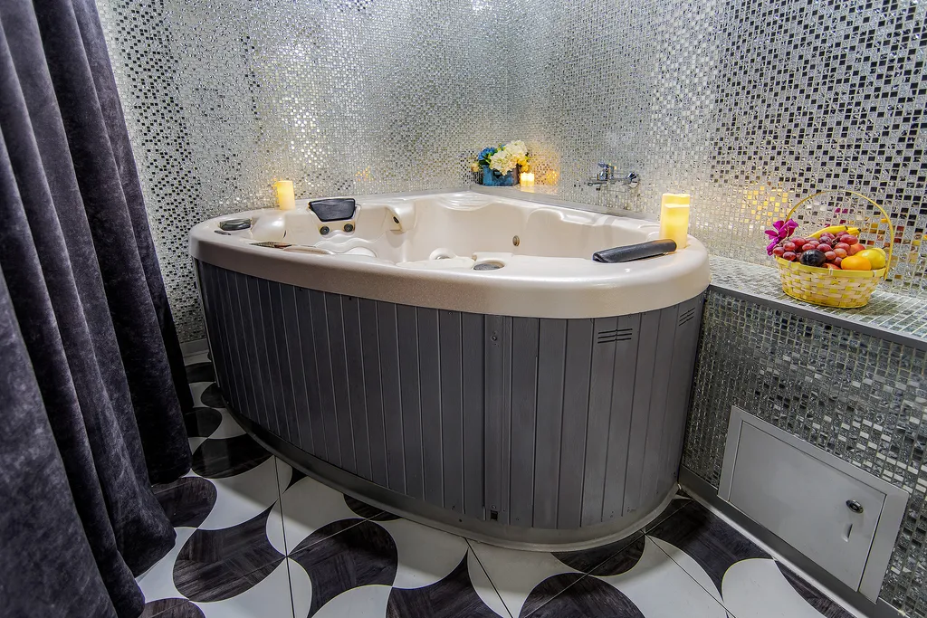 Двухместный номер с 1 кроватью люкс с джакузи или spa-ванной