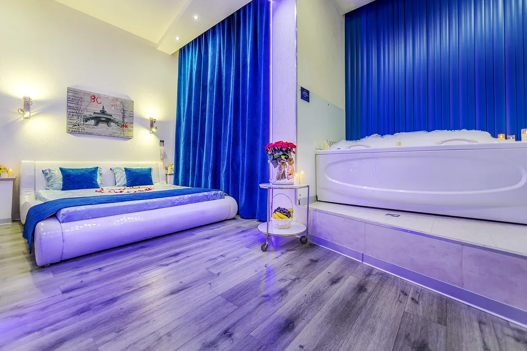 Двухместный номер с 1 кроватью люкс с джакузи