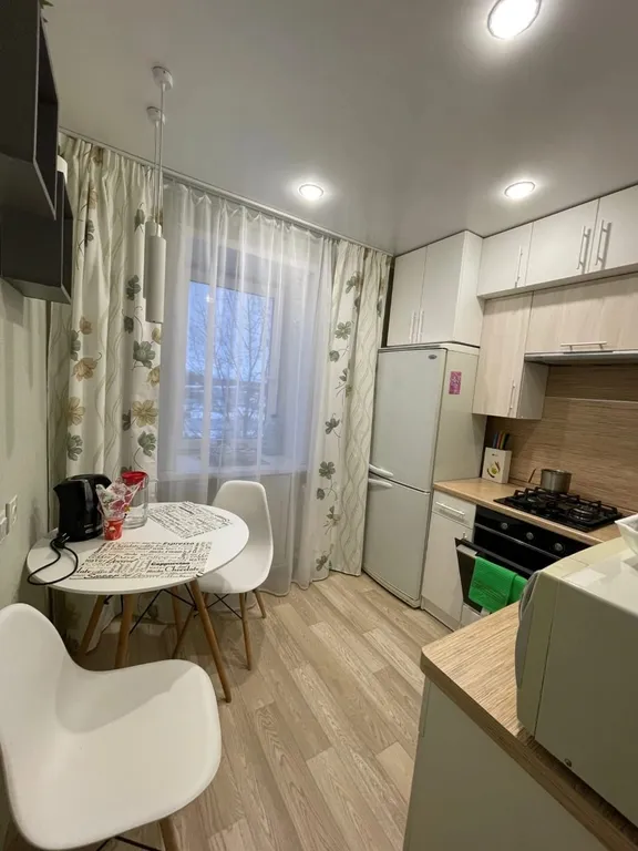 Квартира однокомнатная, 36 м², Ростов Великий — кухня, фото 2