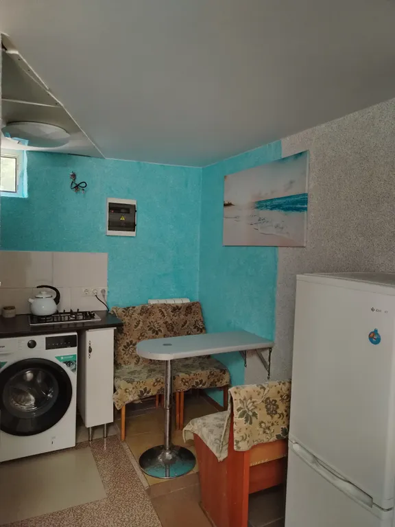 Студия однокомнатная на улице Яна Фабрициуса, 25 м², Сочи — кухня