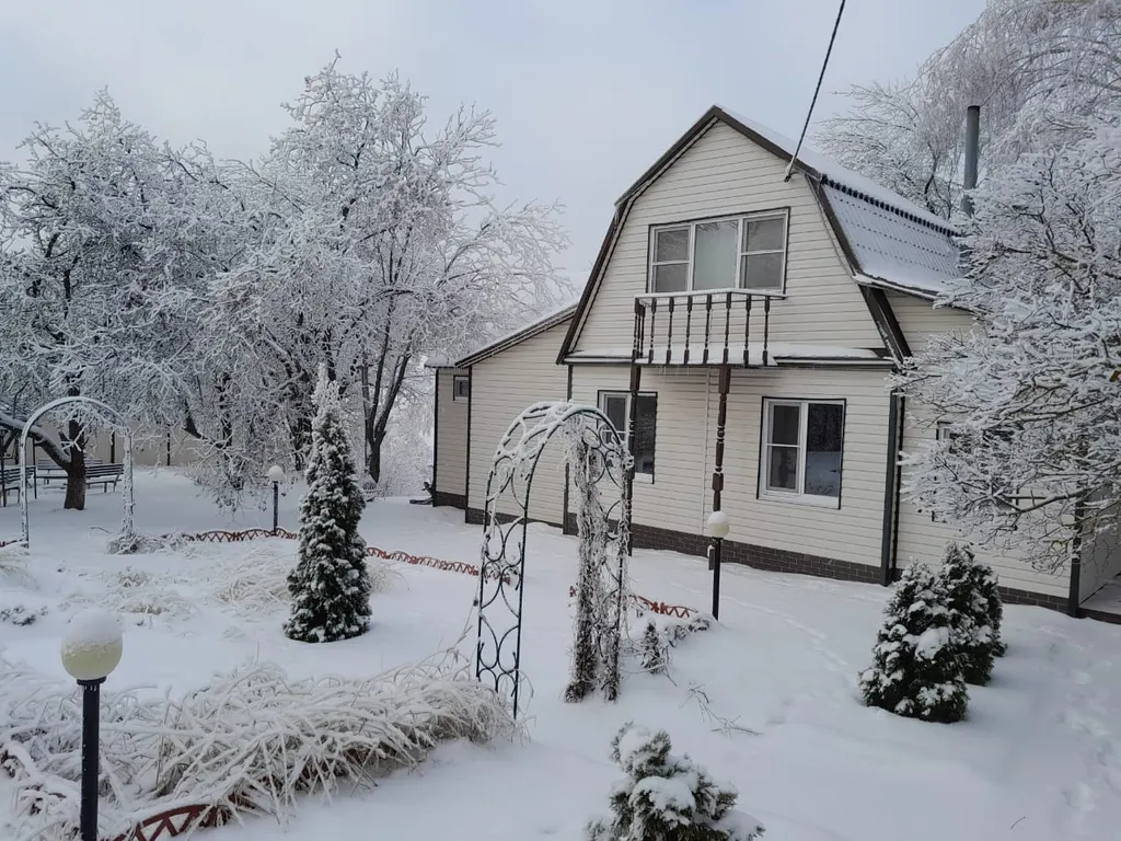 Дом 10-местный в деревни Сартаково, 110 м², Нижний Новгород — двор