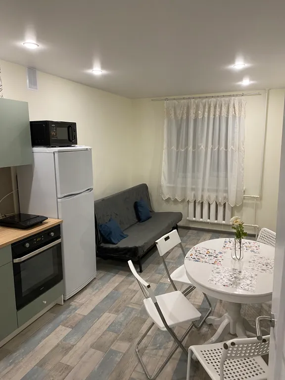 Квартира двухкомнатная на улице Морквашинской, 50 м², Жигулёвск — фото 3