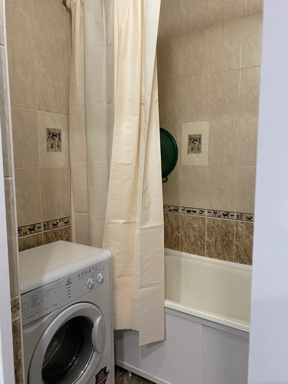 Квартира двухкомнатная на улице Морквашинской, 50 м², Жигулёвск — фото 7