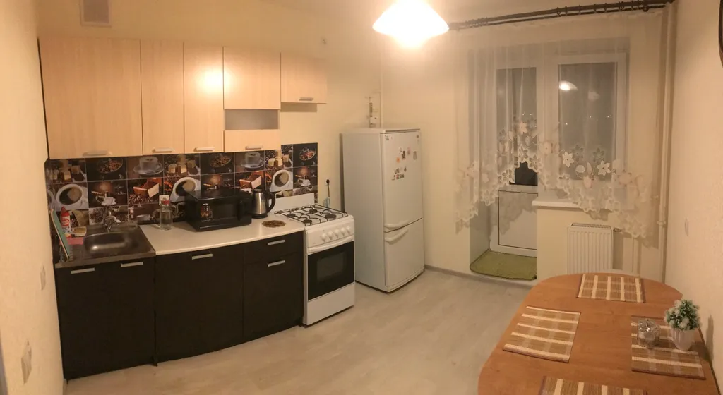 Квартира однокомнатная на улице Якова Павлова, 41 м², Великий Новгород — кухня