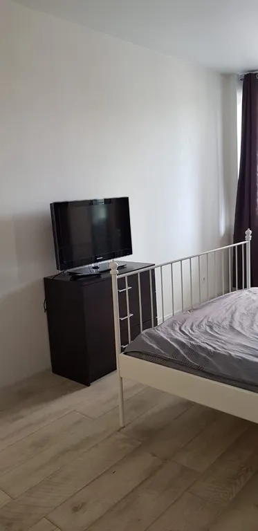 Квартира однокомнатная на улице Хлебозаводской, 40 м², Ивантеевка — спальня, фото 4