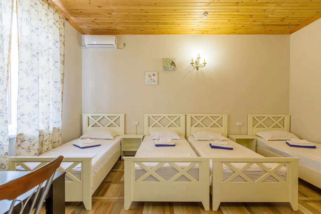 Дом Четырехместный номер эконом