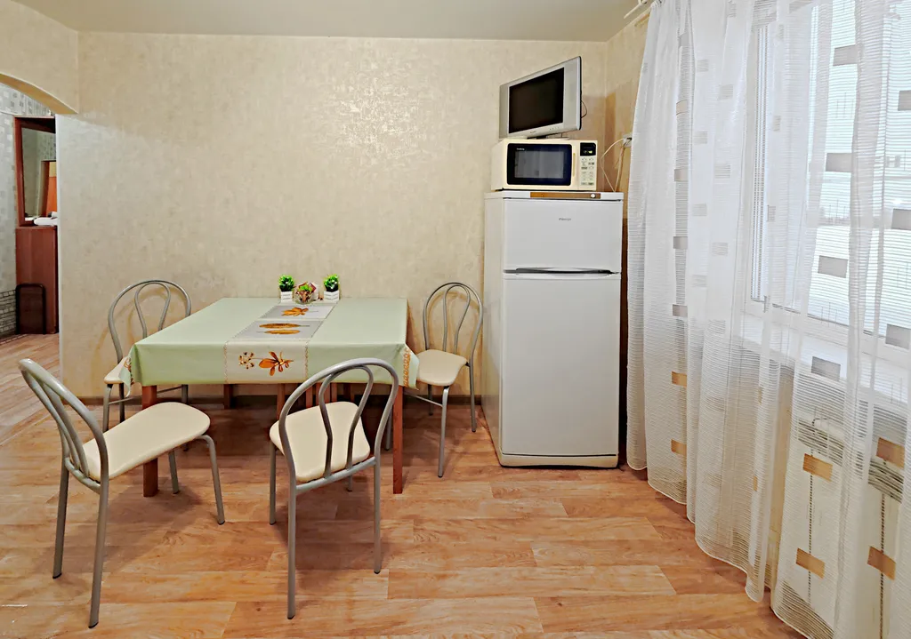 Квартира двухкомнатная в Красноглинском, 50 м², Самара — фото 25