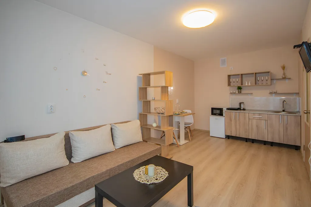 Квартира однокомнатная в Академическом, 38 м², Екатеринбург — кухня, фото 2