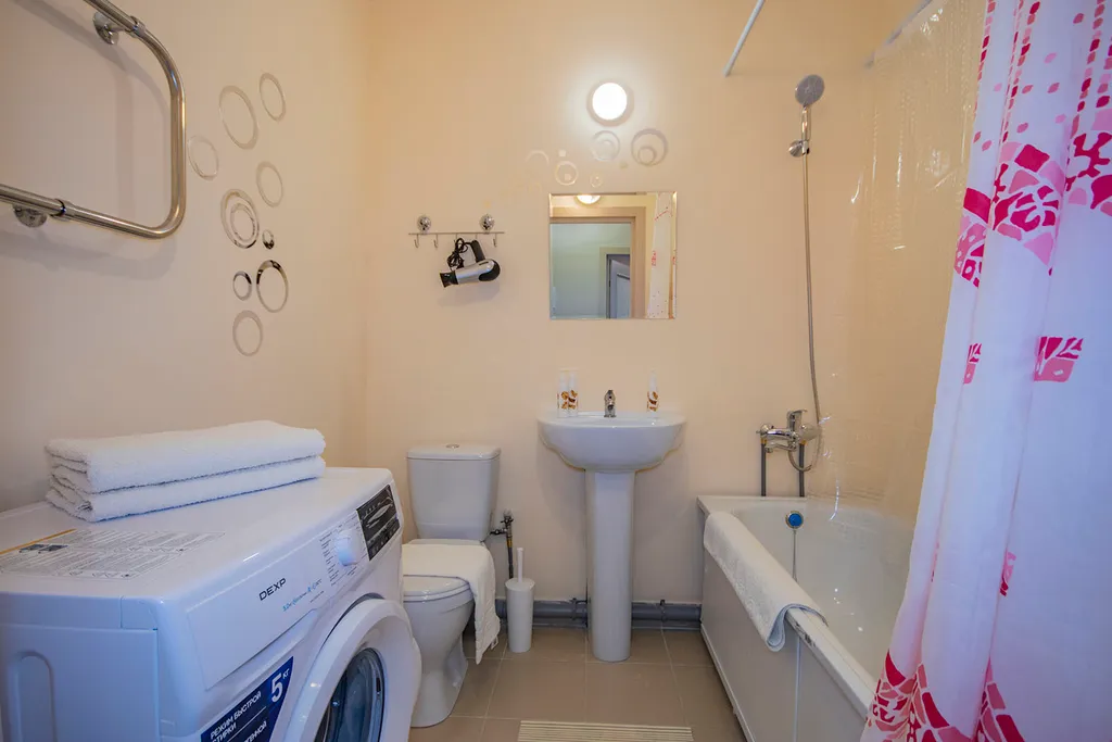 Квартира однокомнатная в Академическом, 38 м², Екатеринбург — ванная комната, фото 2