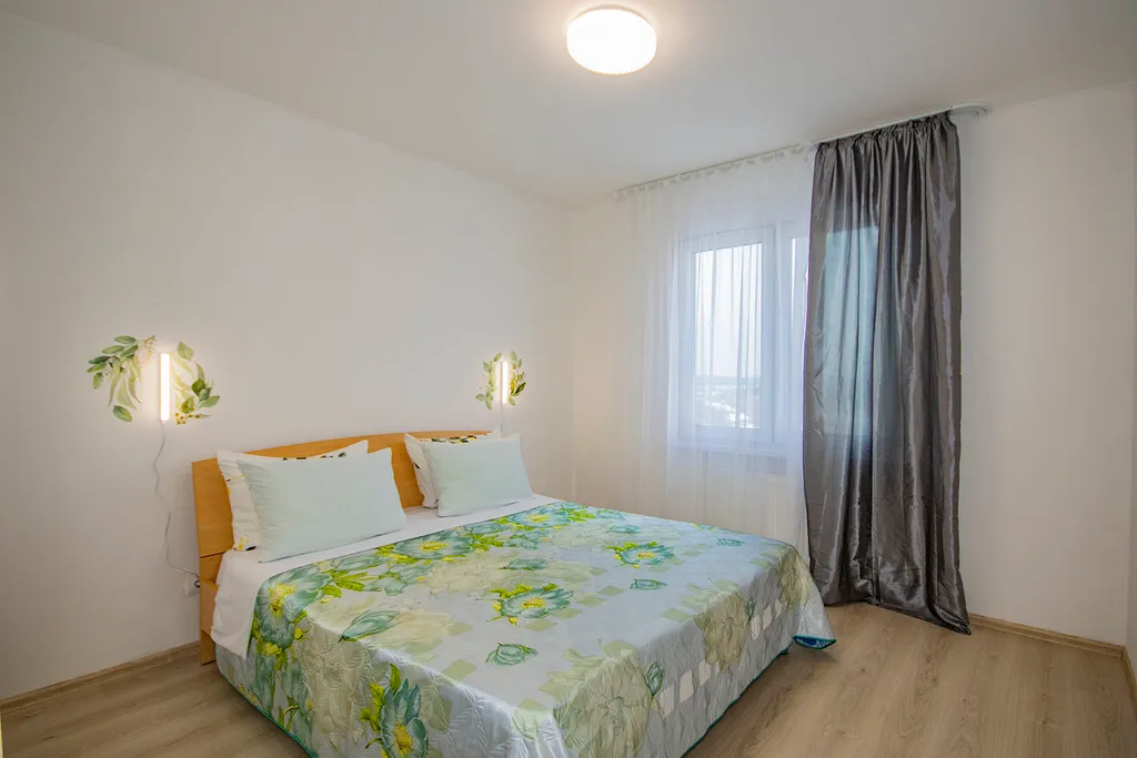 Квартира однокомнатная в Академическом, 38 м², Екатеринбург — спальня, фото 5