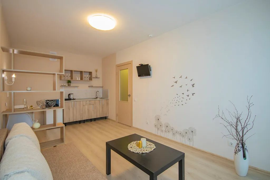 Квартира однокомнатная в Академическом, 38 м², Екатеринбург — кухня