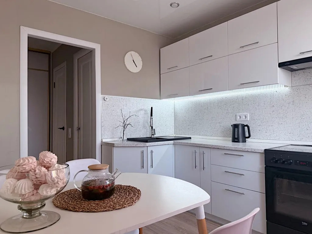 Квартира двухкомнатная в Автозаводском, 51 м², Тольятти — фото 12