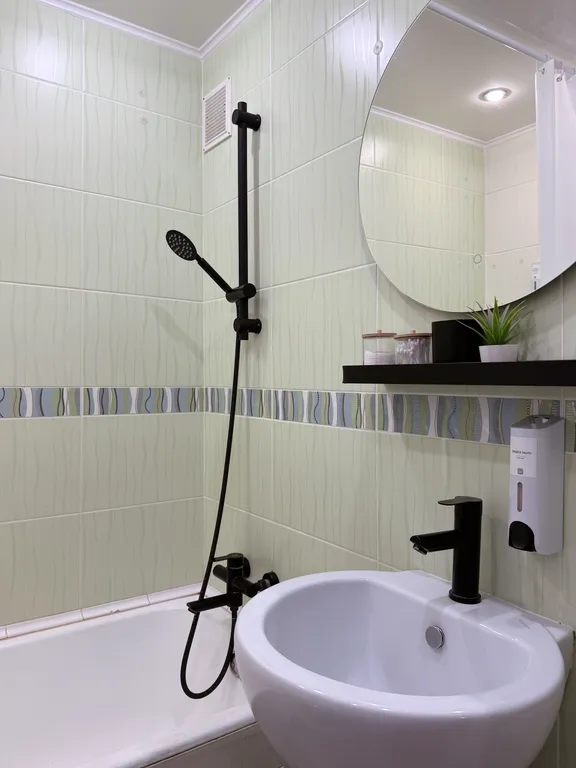 Квартира двухкомнатная в Автозаводском, 51 м², Тольятти — фото 15