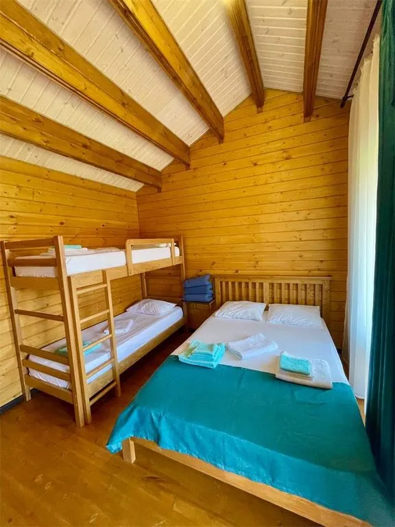 Четырёхместный номер люкс — Кактус, фото 1 из 5