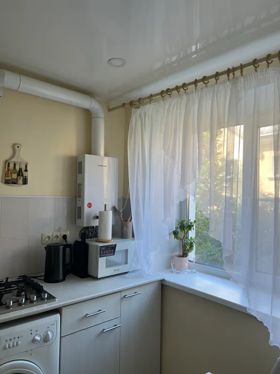 Квартира 4-комн на улице Московской, 63 м², Псков — кухня, фото 4