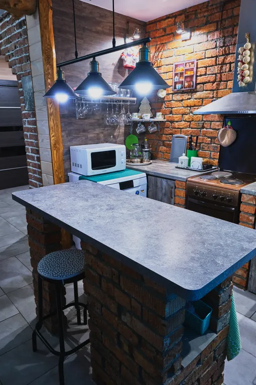 Дом 10-местный на улице Грозовой, 160 м², Шерегеш — кухня, фото 3