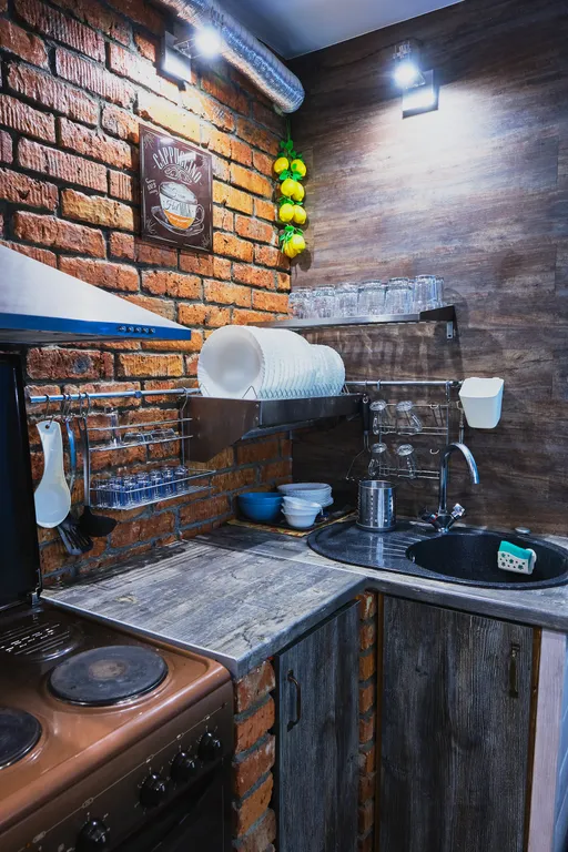 Дом 10-местный на улице Грозовой, 160 м², Шерегеш — кухня, фото 4