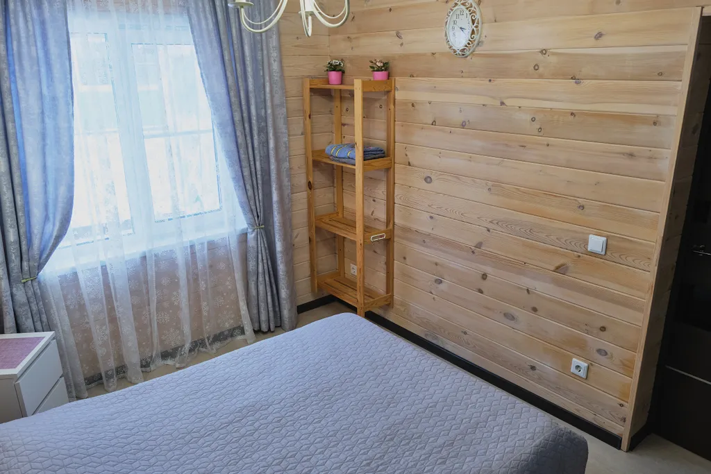 Дом 10-местный на улице Грозовой, 160 м², Шерегеш — спальня, фото 6