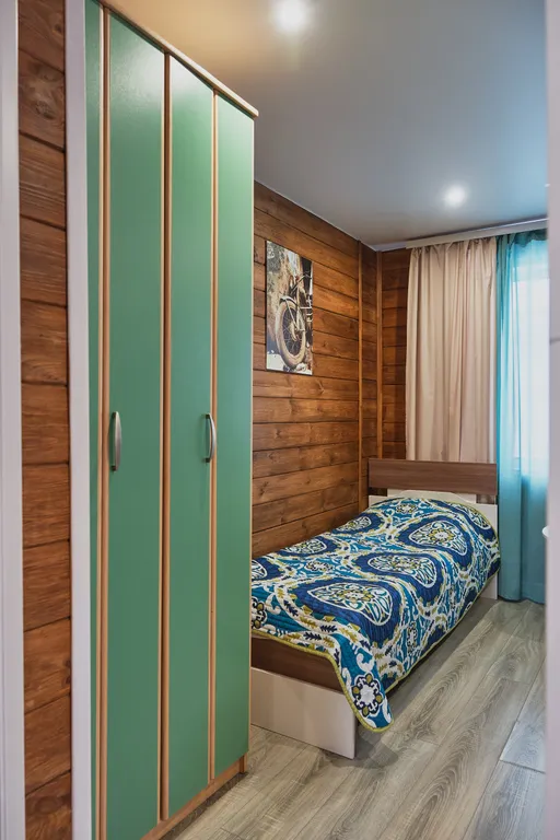 Дом 10-местный на улице Грозовой, 160 м², Шерегеш — спальня, фото 10