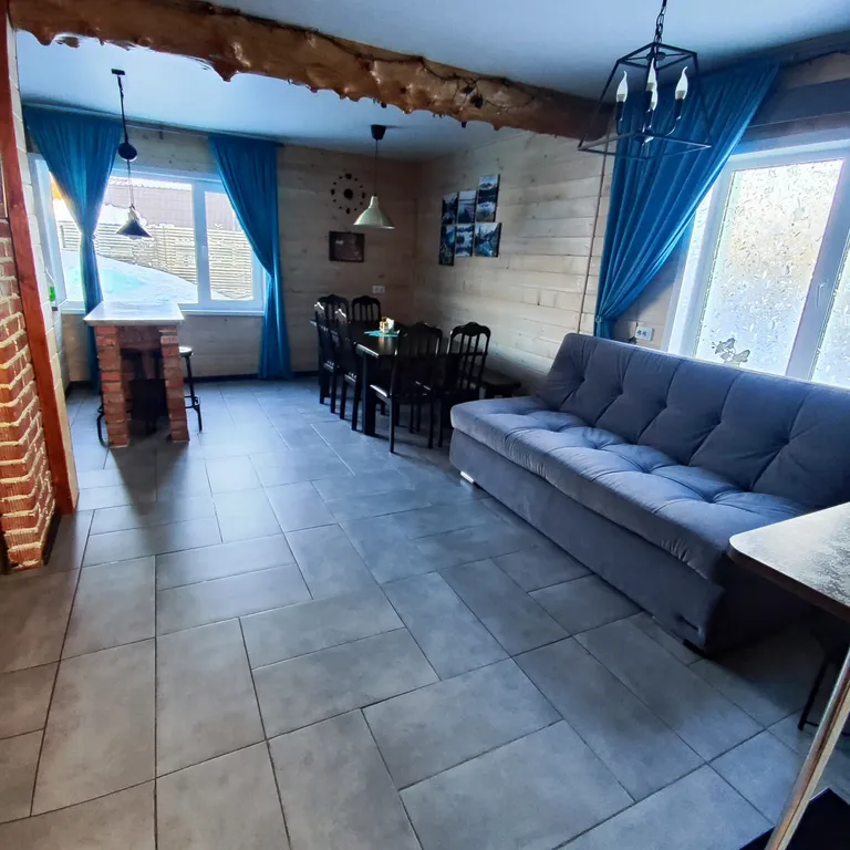 Дом 10-местный на улице Грозовой, 160 м², Шерегеш — спальня