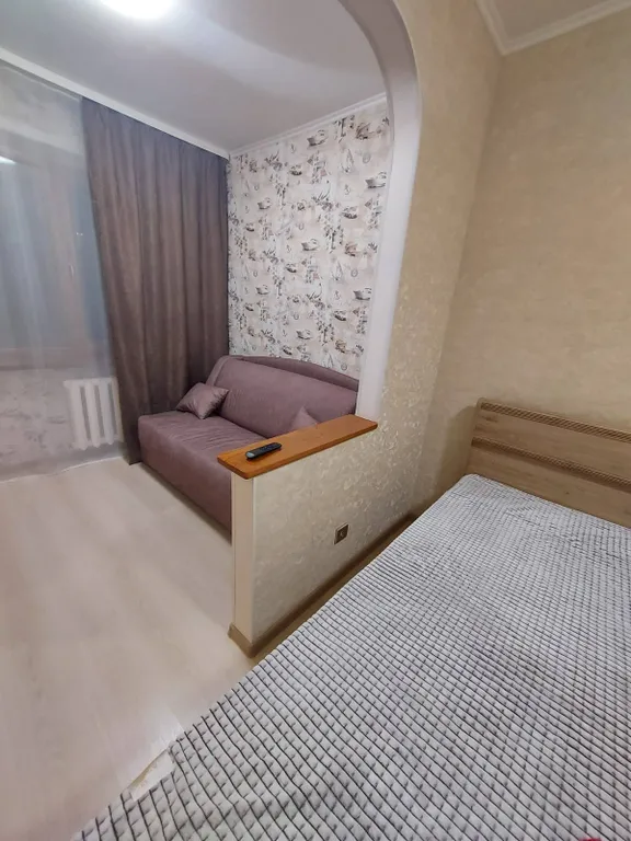 Квартира двухкомнатная на улице Максима Горького, 50 м², Бор — фото 6