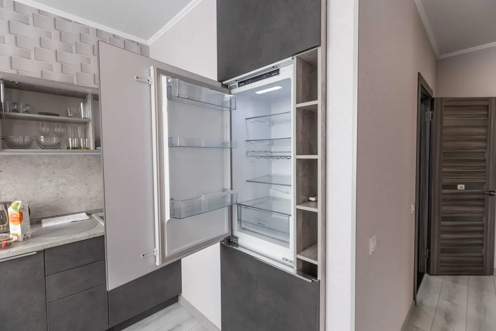 Квартира однокомнатная в Промышленном, 40 м², Самара — кухня, фото 4