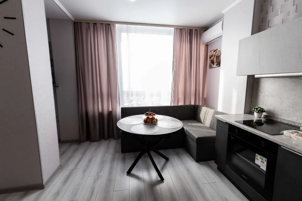 Квартира однокомнатная в Промышленном, 40 м², Самара — кухня, фото 7