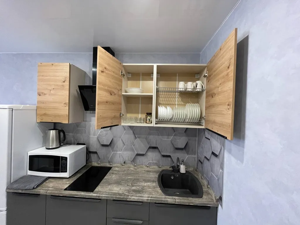 Квартира однокомнатная в Дзержинском, 40 м², Волгоград — кухня, фото 2