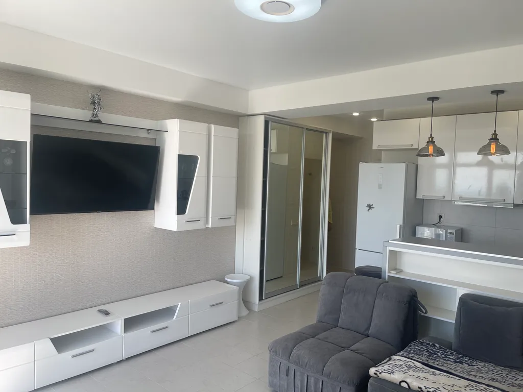 Студия однокомнатная на улице Виноградной, 35 м², Ливадия — фото 24